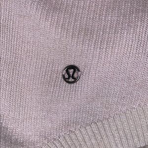 💕Lululemon hooded sweater with thumb holes.💕